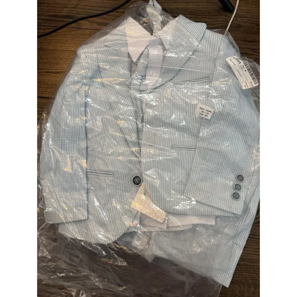 Beau Kid Seersucker Short Suit With Shirt Bow tie Belt Sz 2-3 NWT